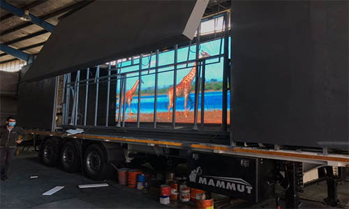 تماشاخانه سیار کانون